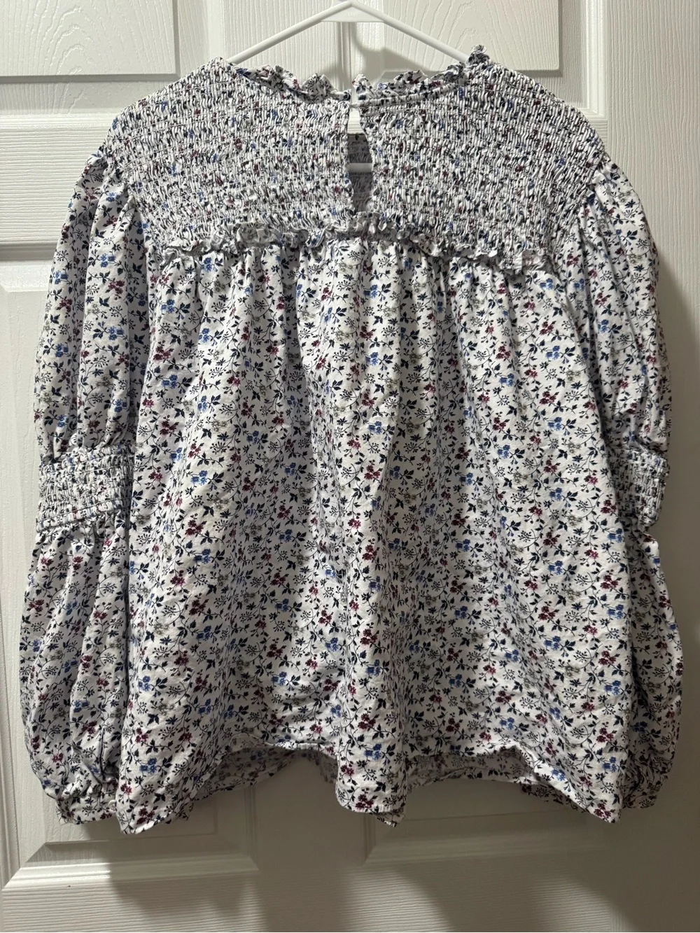 English Factory White Floral Smocked Peasant Top 2X